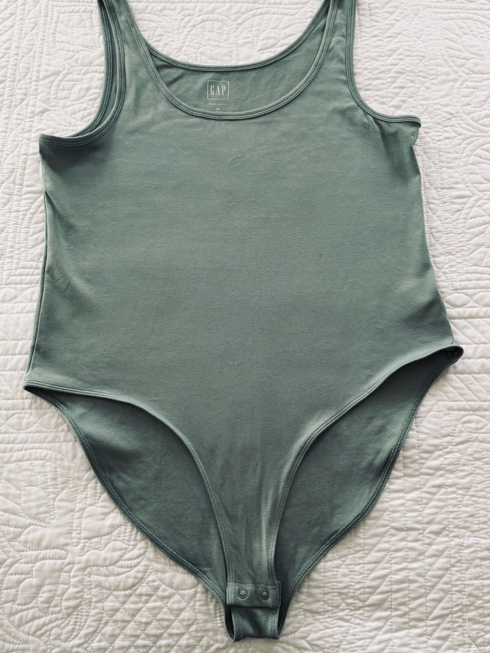 GAP Women’s Tank-Style Bodysuit in Sage Green. SZ:XL